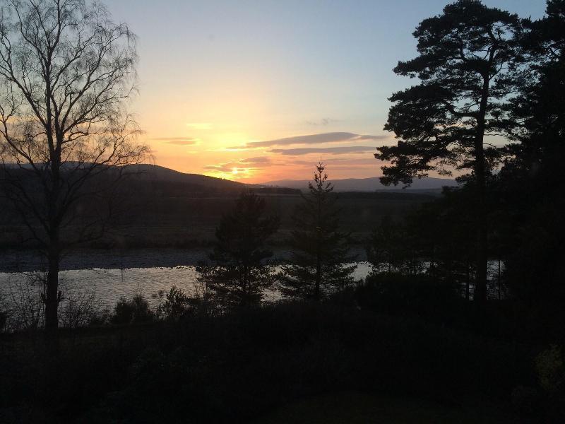 Lys-Na-Greyne Bed & Breakfast Aboyne Dış mekan fotoğraf